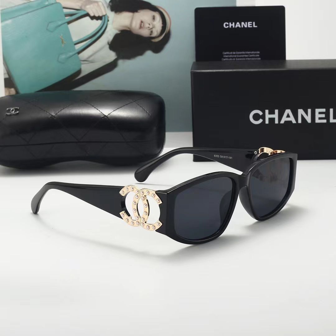 Chanel CC Pearl Cat-Eye Polarized Sunglasses