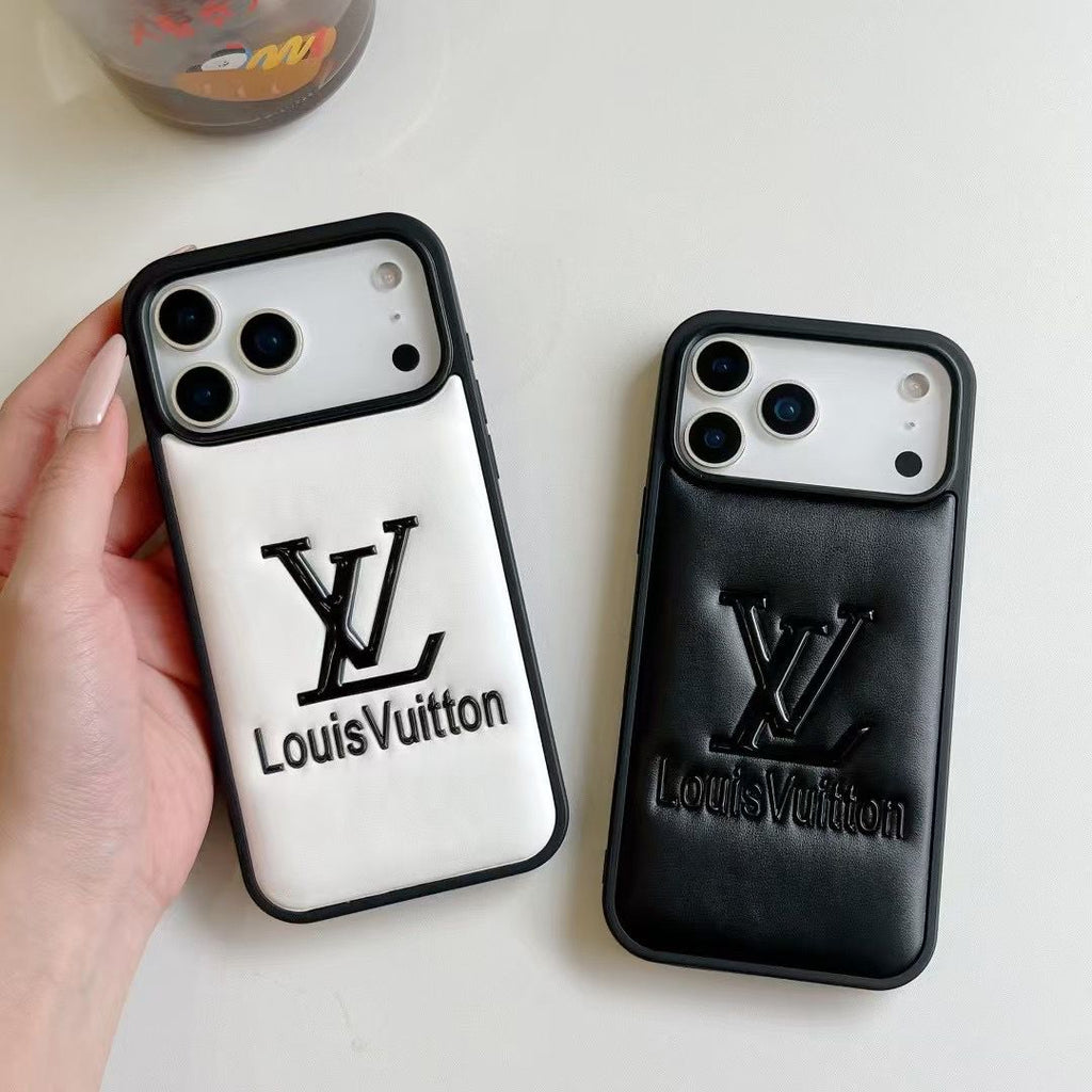Luxury Louis Vuitton iPhone 17 Pro Max Case – Ultra-Slim Designer LV Cover For iPhone