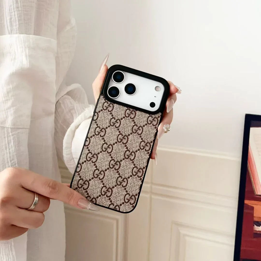 Louis Vuitton iPhone 18 Pro Case – Small Monogram & Damier Leather