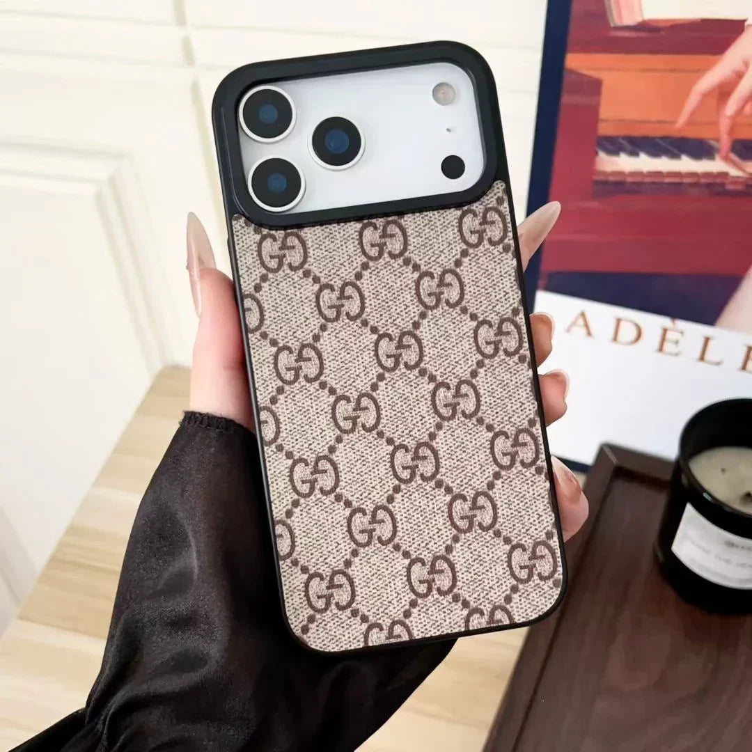 Louis Vuitton iPhone 18 Pro Max Case – Dark Classic Monogram & Damier Leather