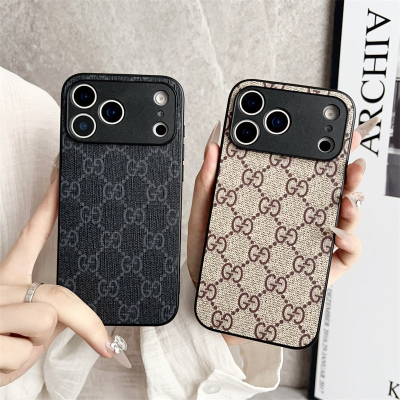 Gucci Fashion iPhone 17 Case