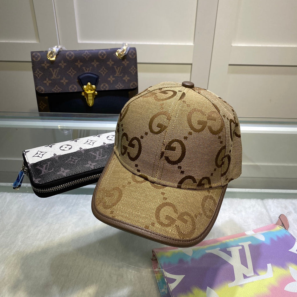 Gucci Jumbo GG Canvas Baseball Hat