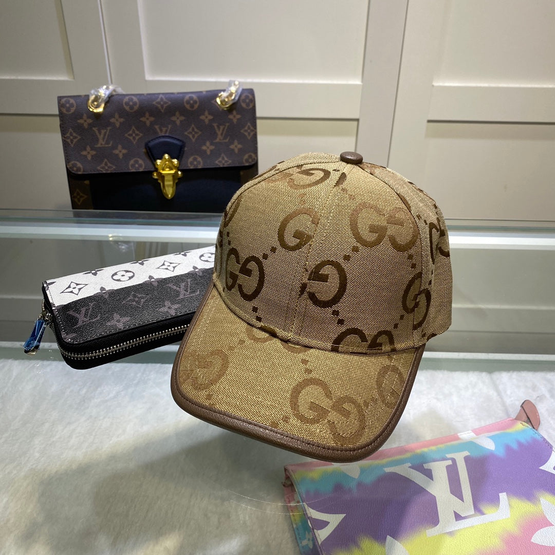 Gucci Jumbo GG Canvas Baseball Hat