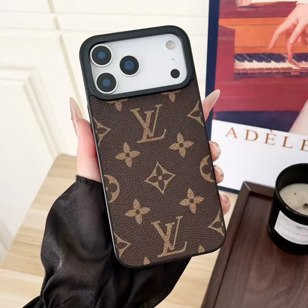 Louis Vuitton iPhone 18 Pro Max Case – Dark Classic Monogram & Damier Leather