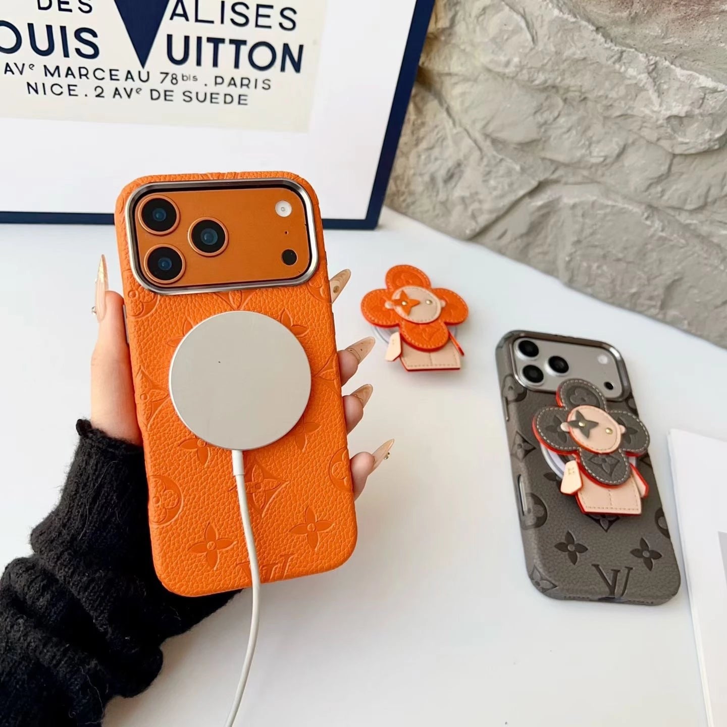 Louis Vuitton iPhone 17 Pro Max Case MagSafe Leather with Flower Grip - Brown