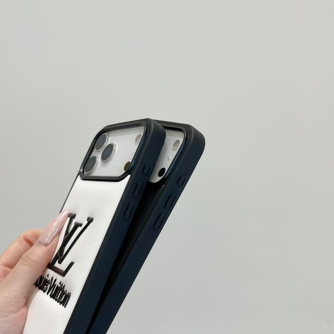 Luxury Louis Vuitton iPhone 17 Pro Max Case – Ultra-Slim Designer LV Cover For iPhone
