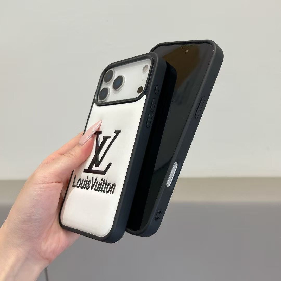 Luxury Louis Vuitton iPhone 17 Pro Max Case – Ultra-Slim Designer LV Cover For iPhone