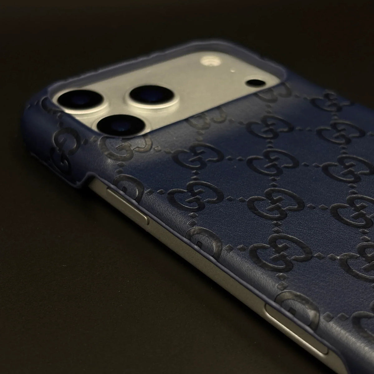 Luxury Gucci iPhone 18 Pro Max Case | GG Monogram Leather White Brown