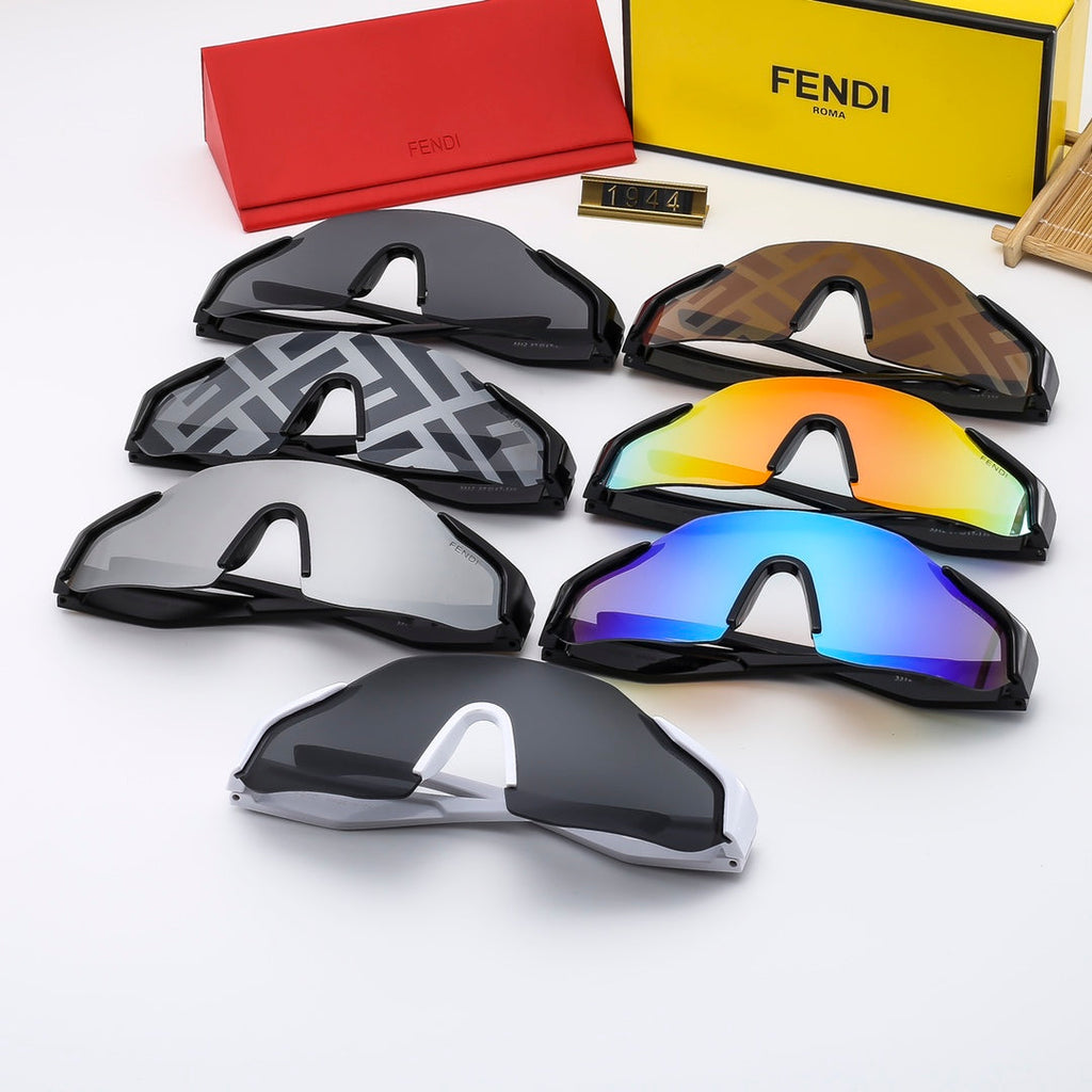 Fendi Oversized Shield Polarized Sunglasses with Gold-Tone Detail