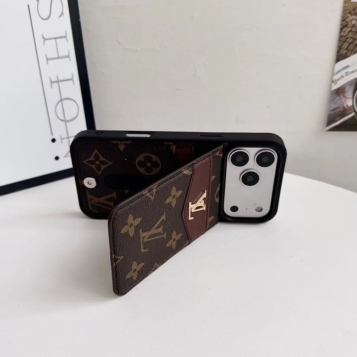 Louis Vuitton iPhone 18 Pro Max Case with Card Holder – Dark gray Classic Monogram Leather